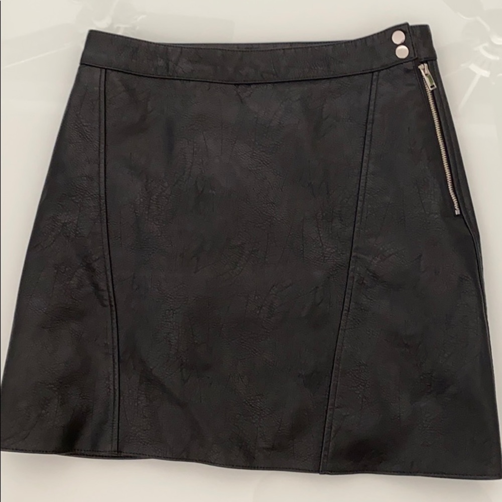 Zara Basic Vegan Leather Mini Skirt